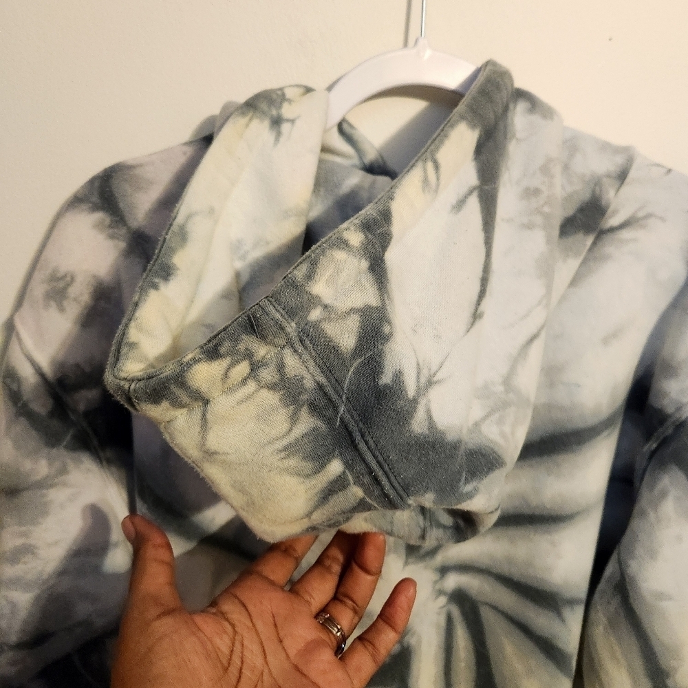 CSG | Women's Tie-Dye Hoodie Sweatshirt Black, Gray and White (Size Large) - Picture 14 of 16